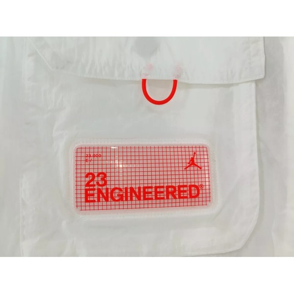 *NWT* Jordan Engineered Hooded Jacket Windbreaker - Picture 3 of 5